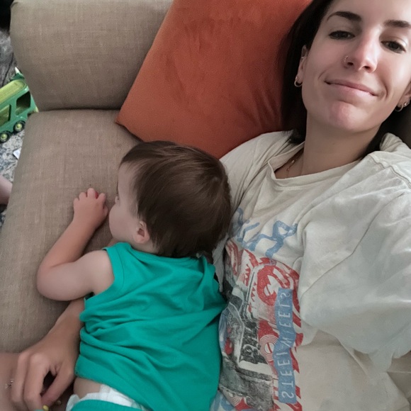 Meet your Posher, Rachel - Picture 3 of 9